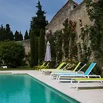 Bed & Breakfast Les Jardins De La Livree Villeneuve-les-Avignon