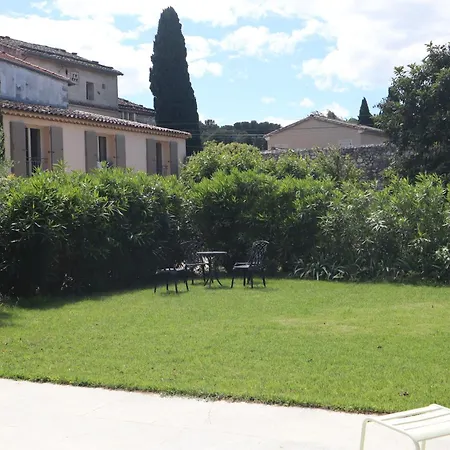 Bed & Breakfast Les Jardins De La Livree 4*