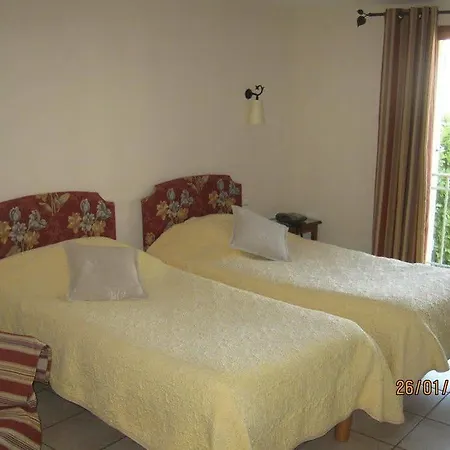 Bed & Breakfast Les Jardins De La Livree