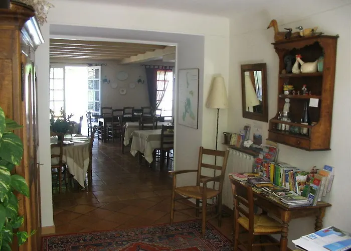 Les Jardins De La Livree 4*