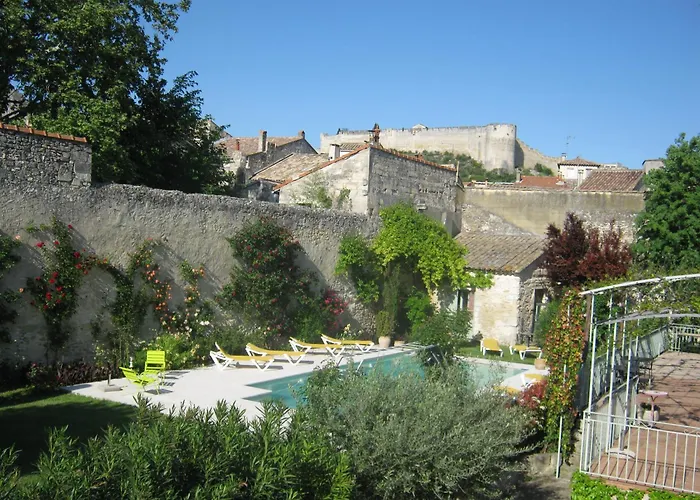 Les Jardins De La Livree 4*
