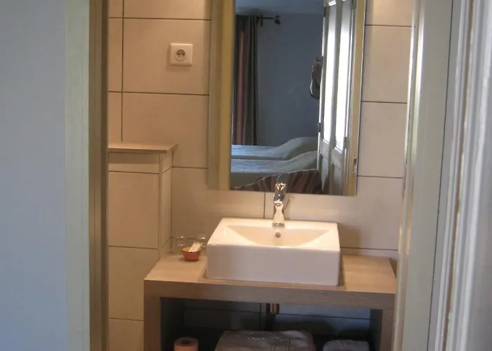 Bed and Breakfast Les Jardins De La Livree
